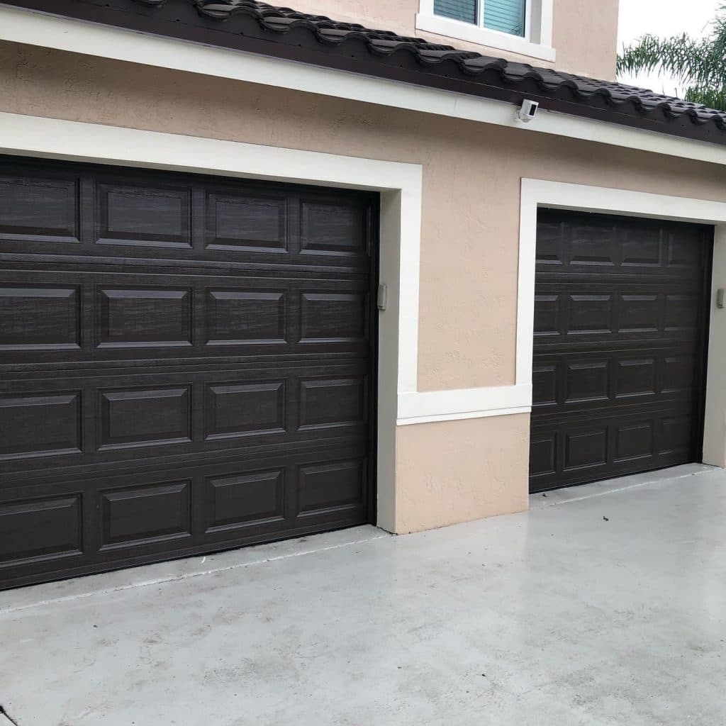 Curb appeal — garage door contractor serving Surfside, Miami-Dade County — 305 Doors Corp